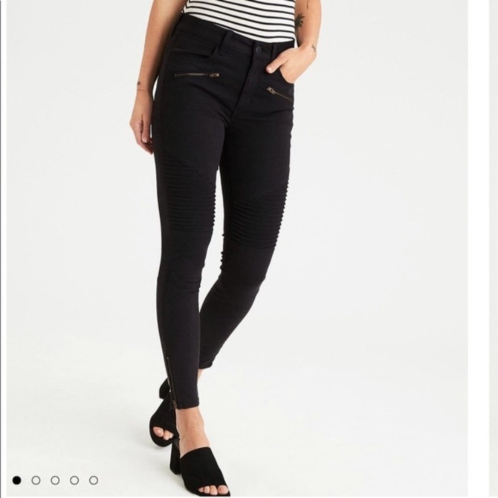 AEO Black Hi-Rise Super Stretch Moto Jeggings